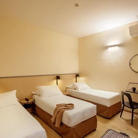 Hotel Colosseum Roma Esterno foto